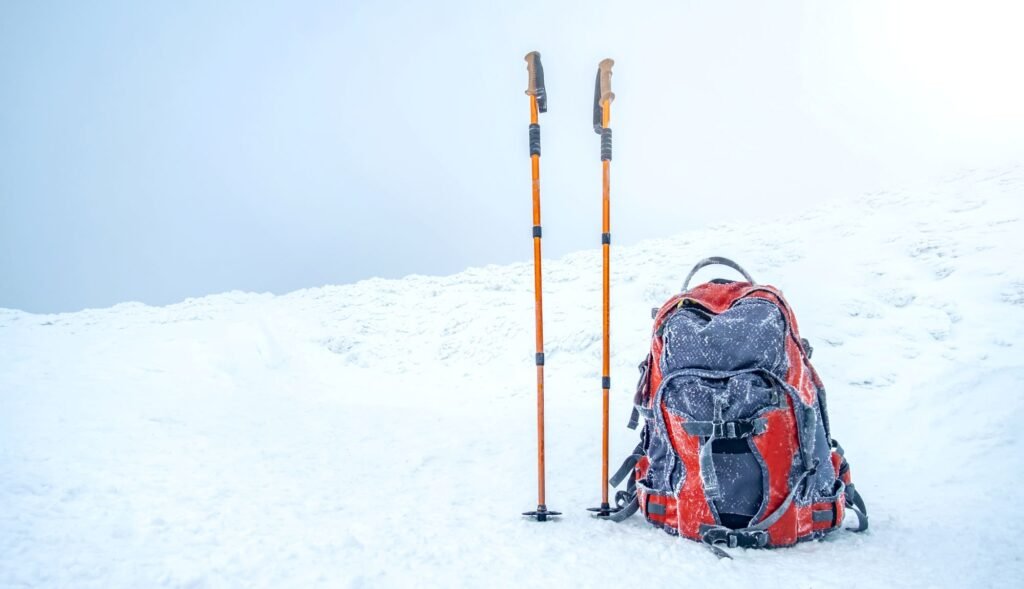 qué llevar en la mochila para esquiar